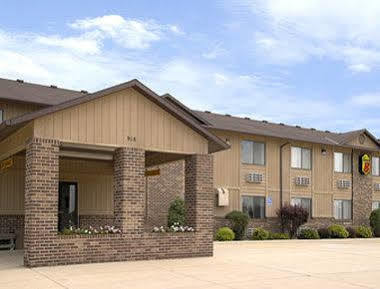 Super 8 By Wyndham Dewitt Hotel Exterior photo